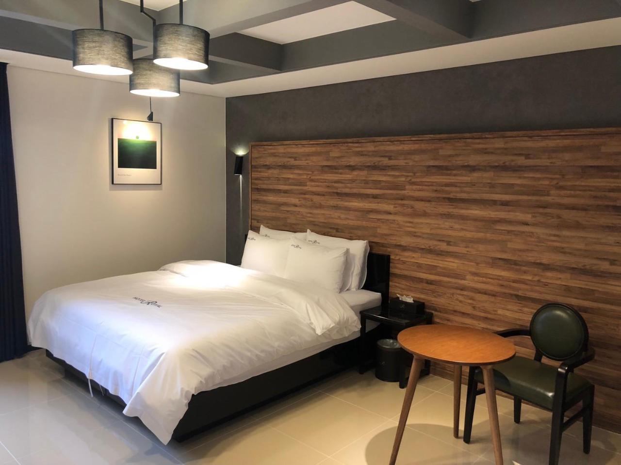 Royal Hotel Jeongeup Εξωτερικό φωτογραφία