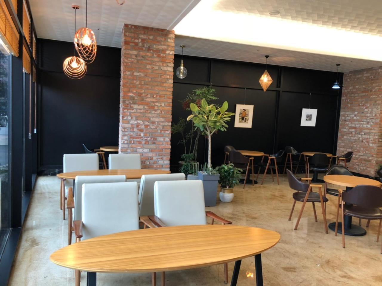 Royal Hotel Jeongeup Εξωτερικό φωτογραφία