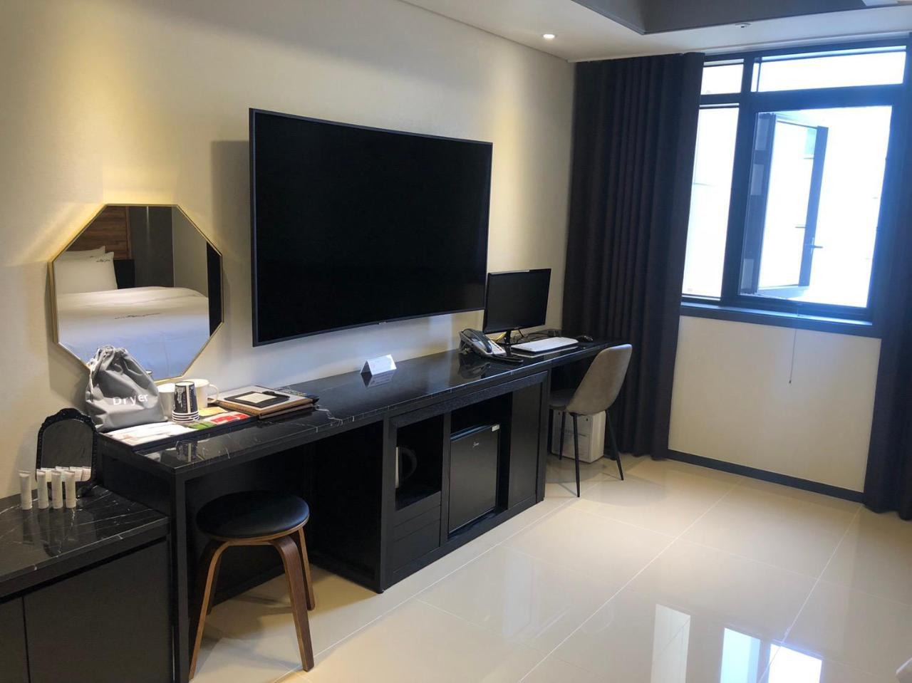 Royal Hotel Jeongeup Εξωτερικό φωτογραφία