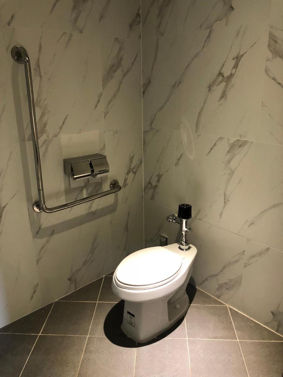 Royal Hotel Jeongeup Εξωτερικό φωτογραφία