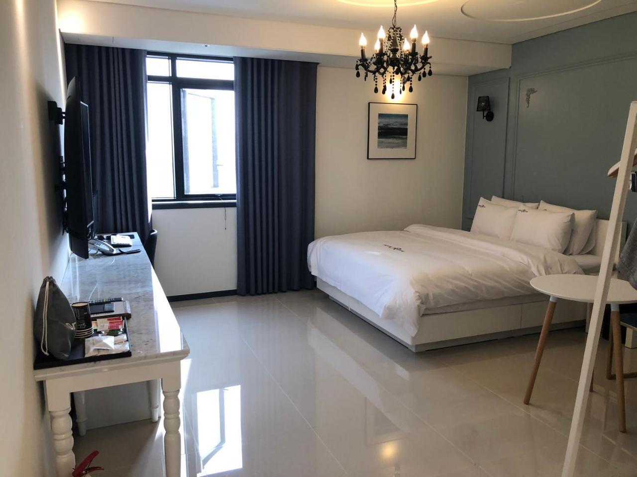 Royal Hotel Jeongeup Εξωτερικό φωτογραφία