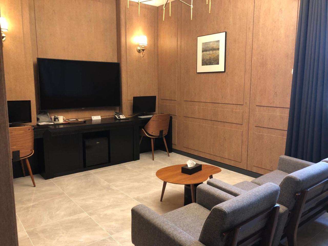 Royal Hotel Jeongeup Εξωτερικό φωτογραφία